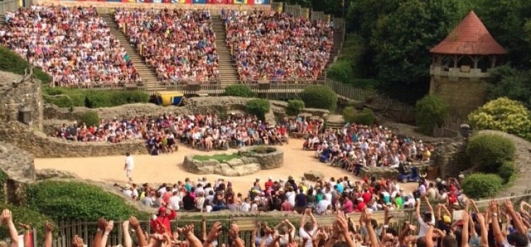 100 Jours Au Puy Du Fou Replay Nouveau record de fréquentation pour le Puy du Fou