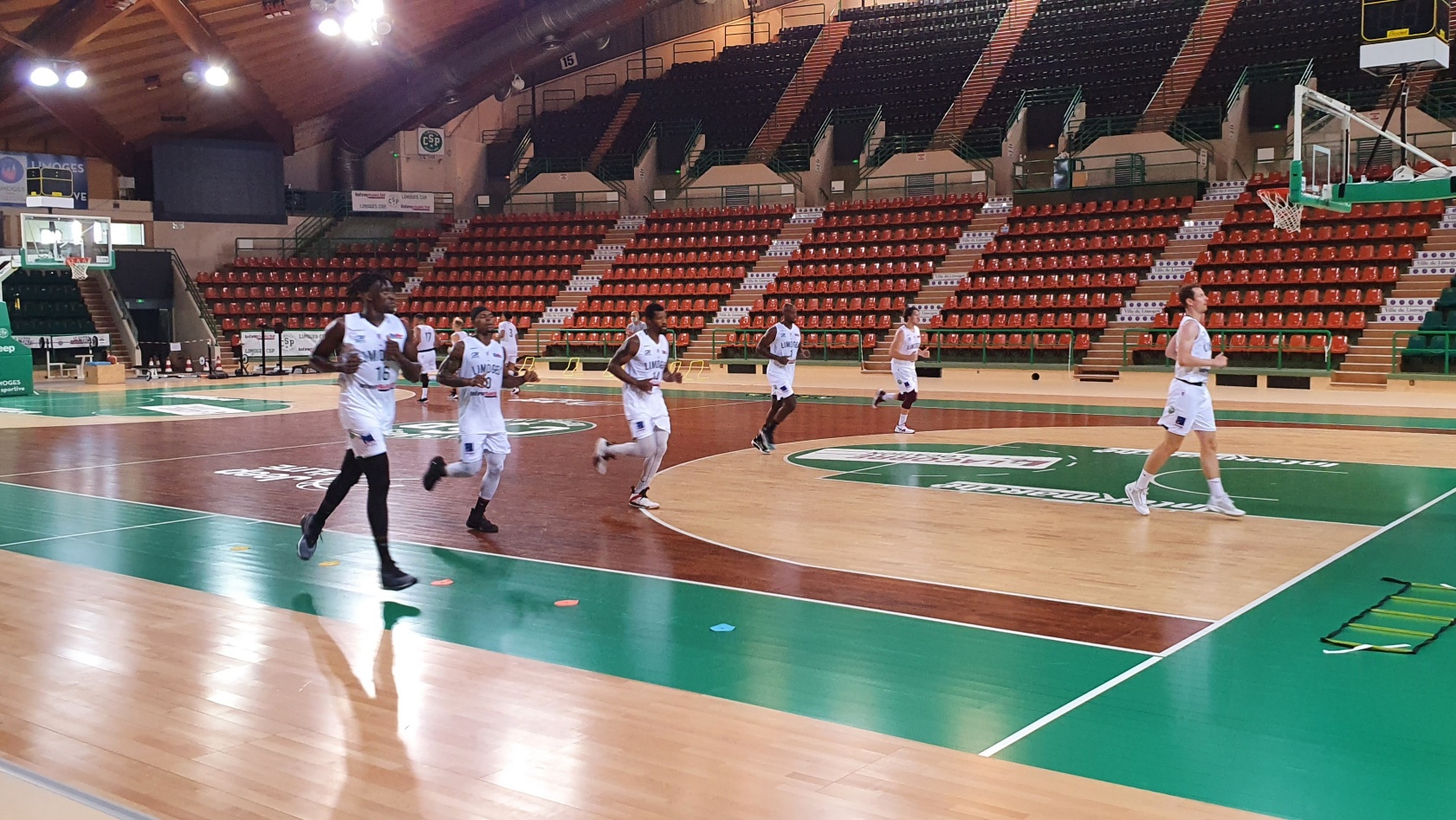 Basket Bulle sanitaire pour le Limoges CSP