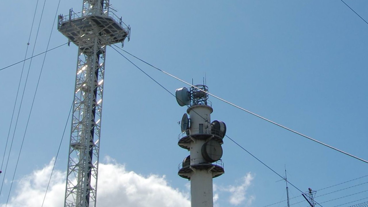 HauteVienne 2 pylônes incendiés