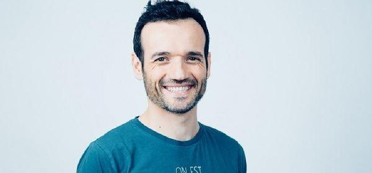 RENCONTRE AVEC LE MENTALISTE ET HUMORISTE  FABIEN OLICARD