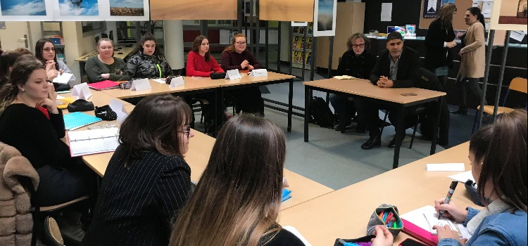 Val de Sambre - Un travail d'écriture sur la radicalisation pour...