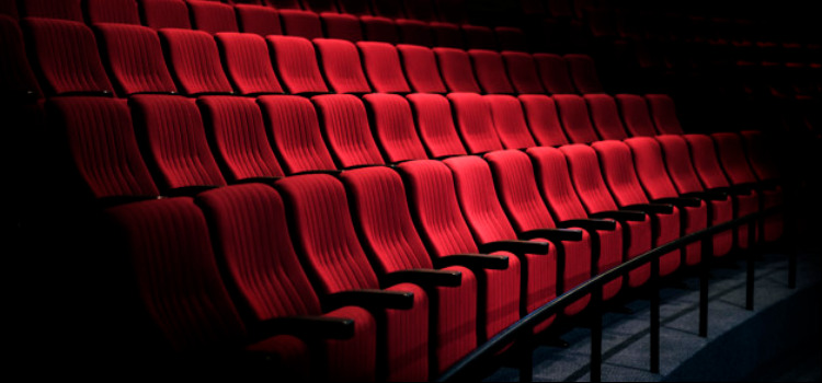 CINEMA : les salles toujours fermées