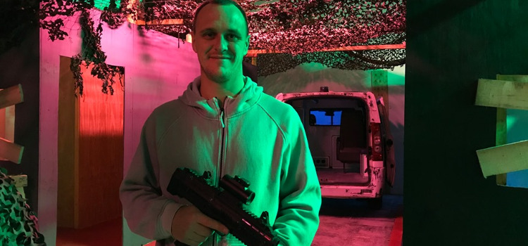 Call of Game à Hautmont - Fermé, il recrute pour être prêt le jour...