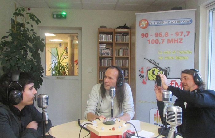 EST FM