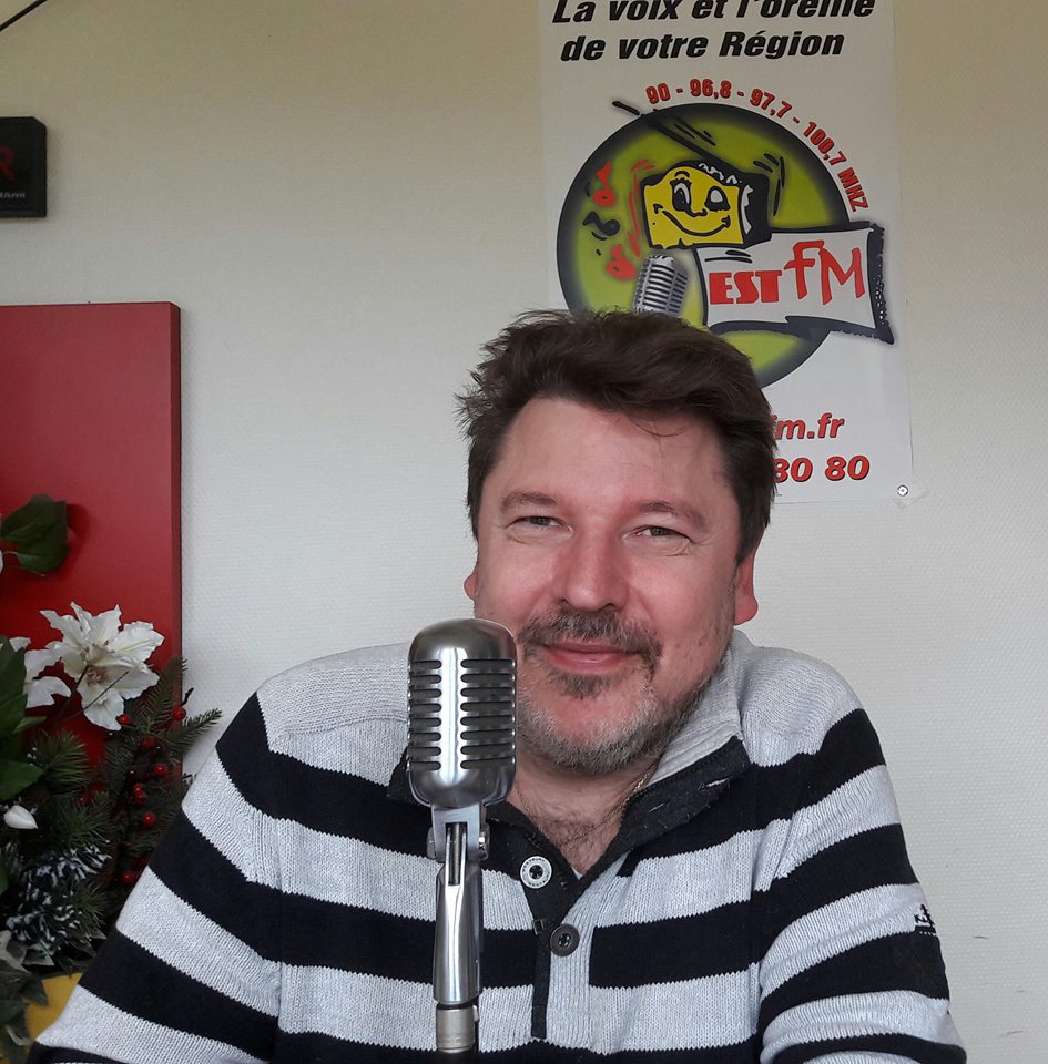 EST FM
