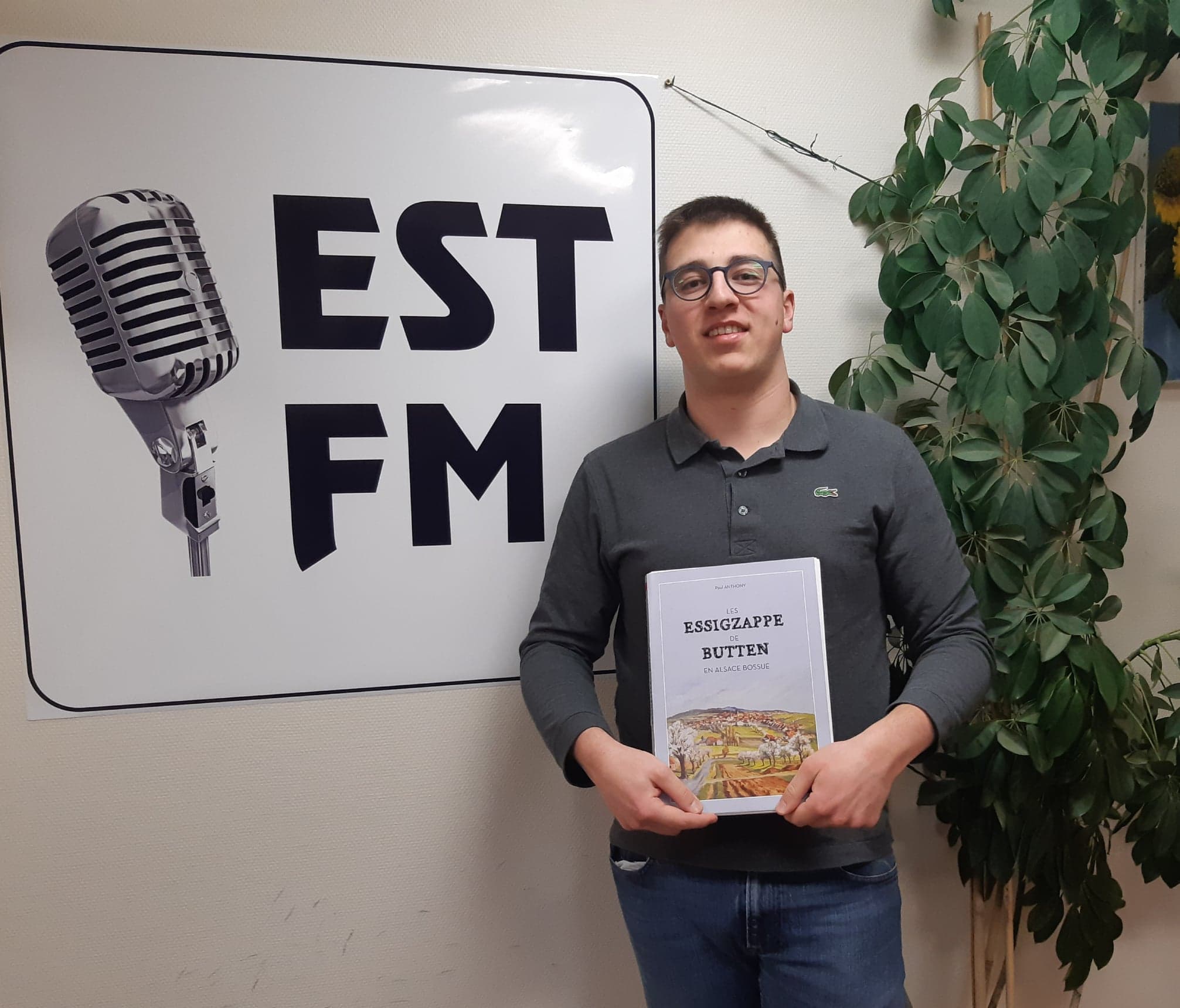 EST FM