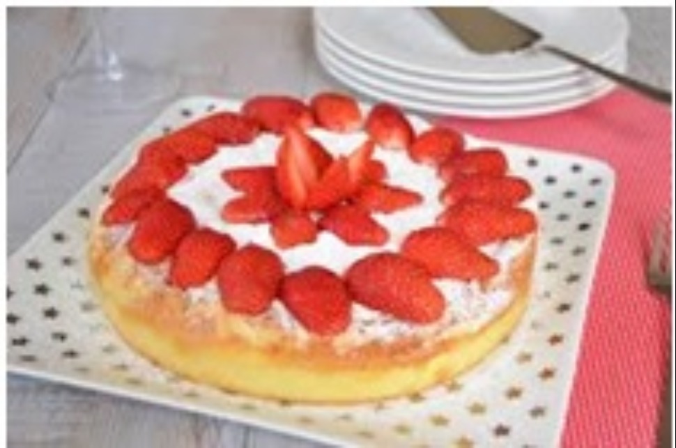 Recette : GÂTEAU MAGIQUE A LA FRAISE