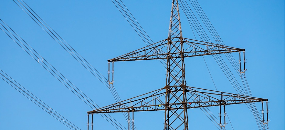 Charente : un ouvrier électrisé par une ligne haute tension