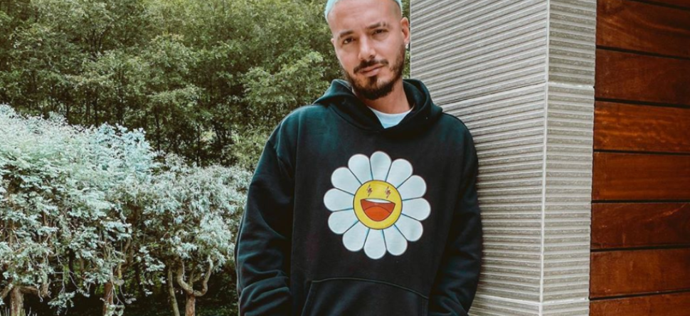 J Balvin critiqué par les internautes après ses remarques sur Shakira