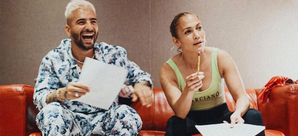 Jennifer Lopez tease son grand retour musical avec Maluma (vidéo)