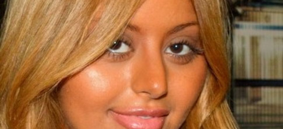 Zahia dévoile un cliché très osé (Photo)