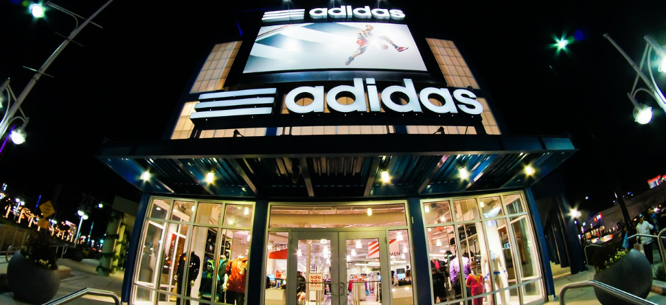 Une basket adidas devient un titre de transport à Berlin (Photos)