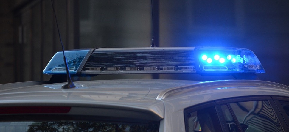 Sarthe : la police prise pour cible à Allonnes