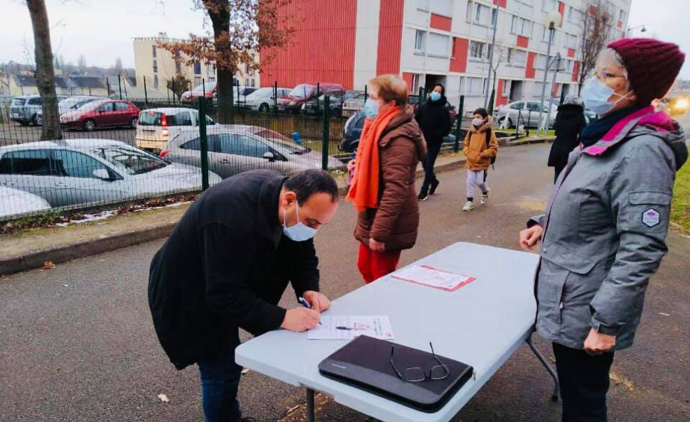 Sarthe : incompréhension et mobilisation à Allonnes contre les...