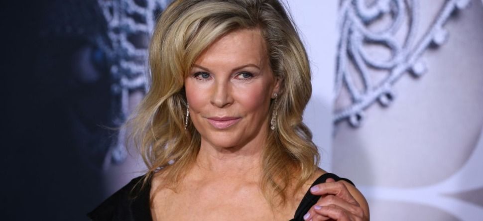 Kim Basinger : sa fille Ireland Baldwin pose nue pour le PETA (Photo)