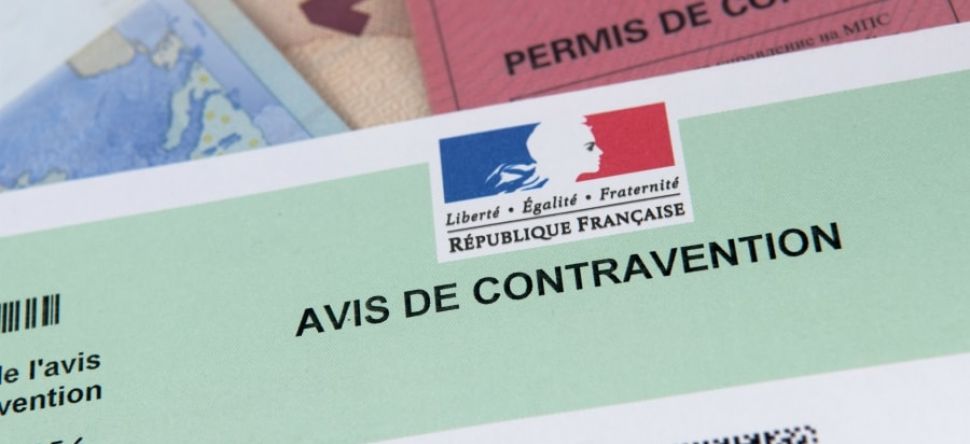 Il accuse son double maléfique d'avoir conduit