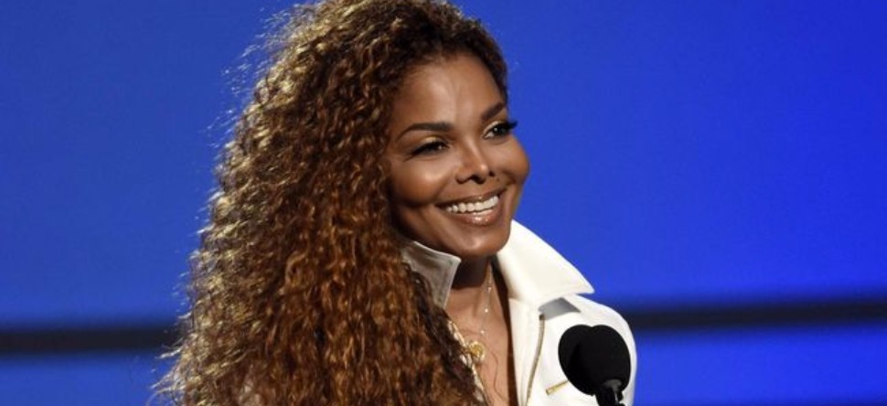 Janet Jackson affiche sa nouvelle silhouette ! (Photos)