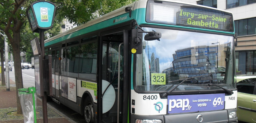 Val-de-Marne : un chauffeur de bus risque le licenciement après...