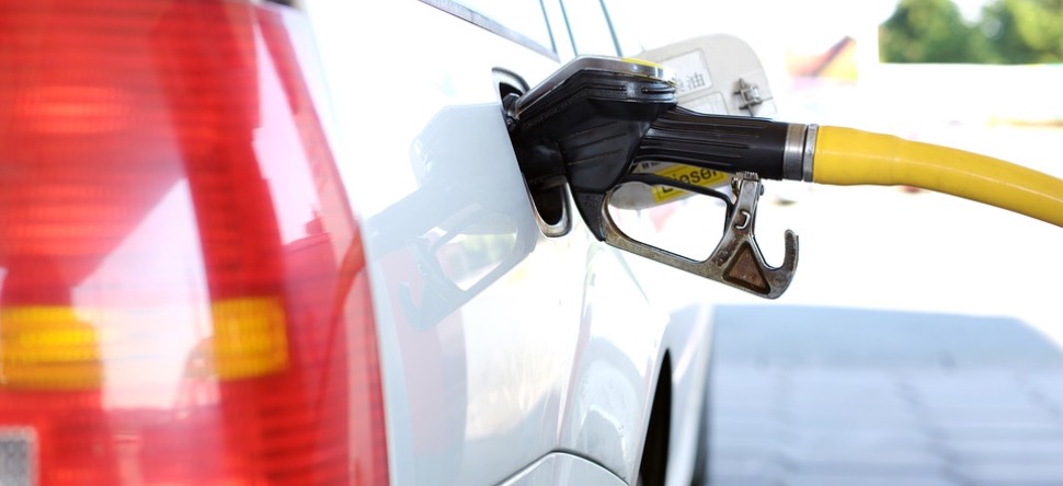 Plusieurs enseignes lancent des opérations de carburant à prix coûtant