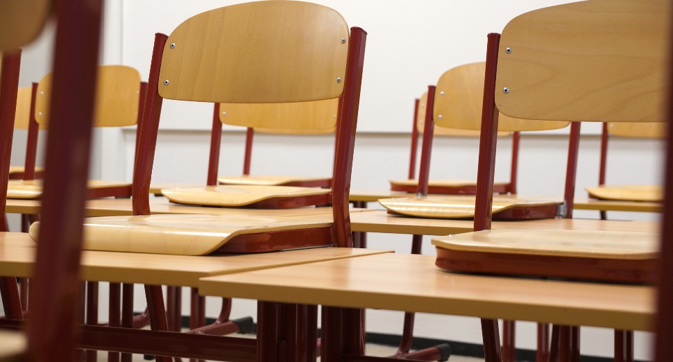 Paris : un collégien interpellé pour avoir pointé une arme sur la...