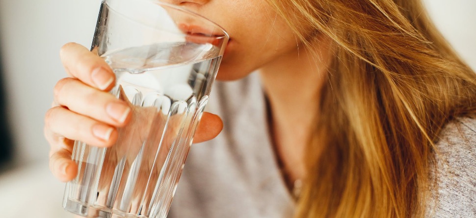 Paris : une carafe avec du détergent servie par erreur à une cliente