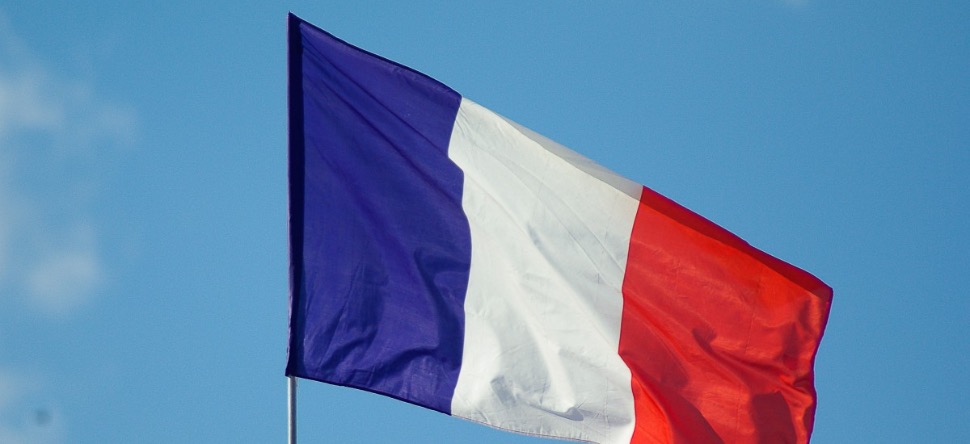 Val-de-Marne : la nationalité française refusée à une infirmière...