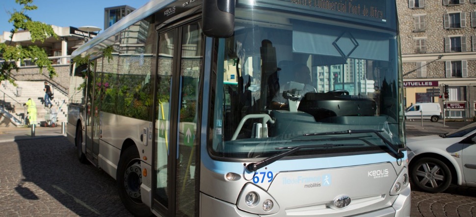 220 bus affrétés par la région Île-de-France face à la grève