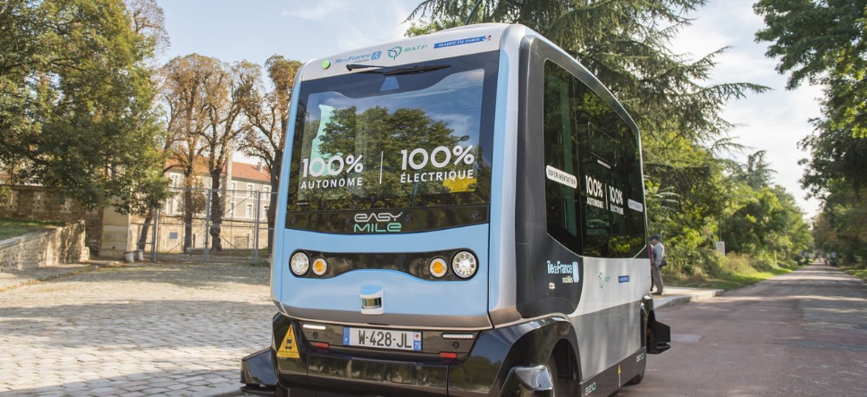 Une centaine de testeurs de voitures autonomes recrutés en...
