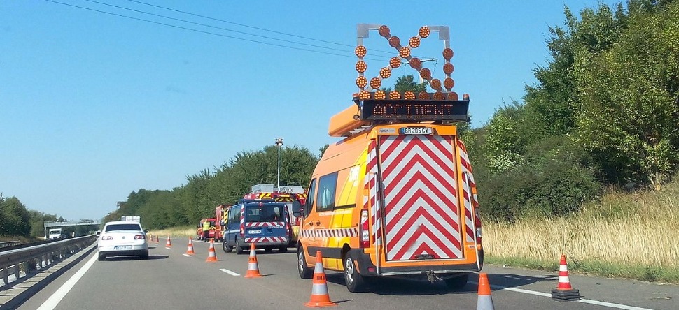 Francilienne : une route coupée après l’accident d’un poids lourd