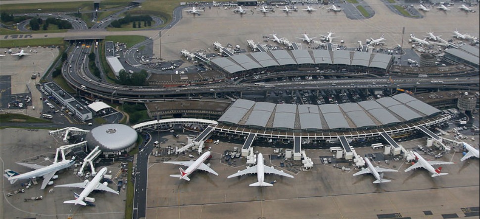 Coronavirus : deux terminaux fermés à Roissy et Orly