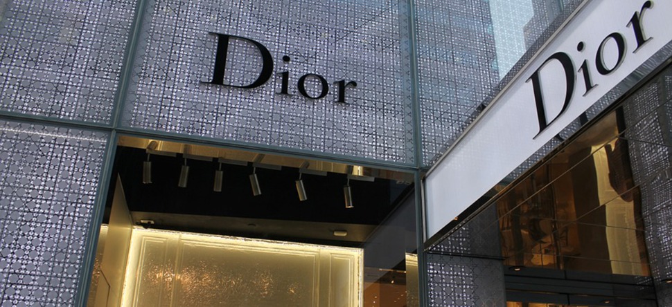 Fake news : Dior n’a pas arrêté ses ventes en Seine-Saint-Denis