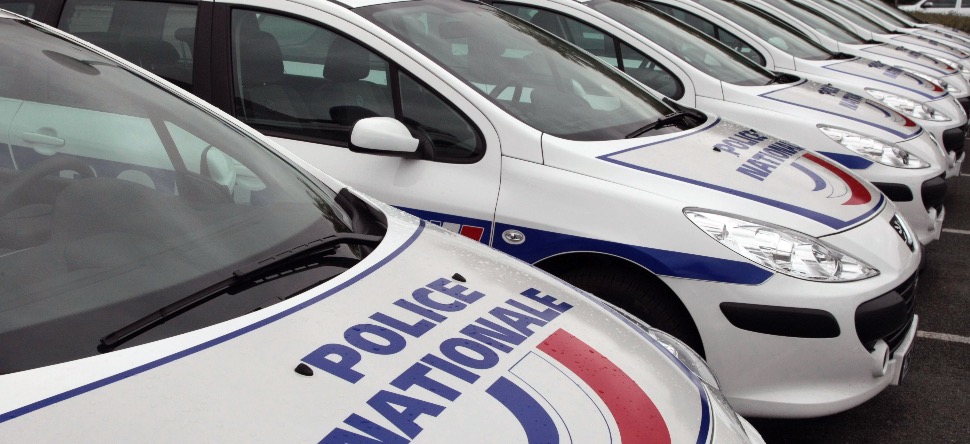 Un campement de jeunes migrants en plein Paris évacué