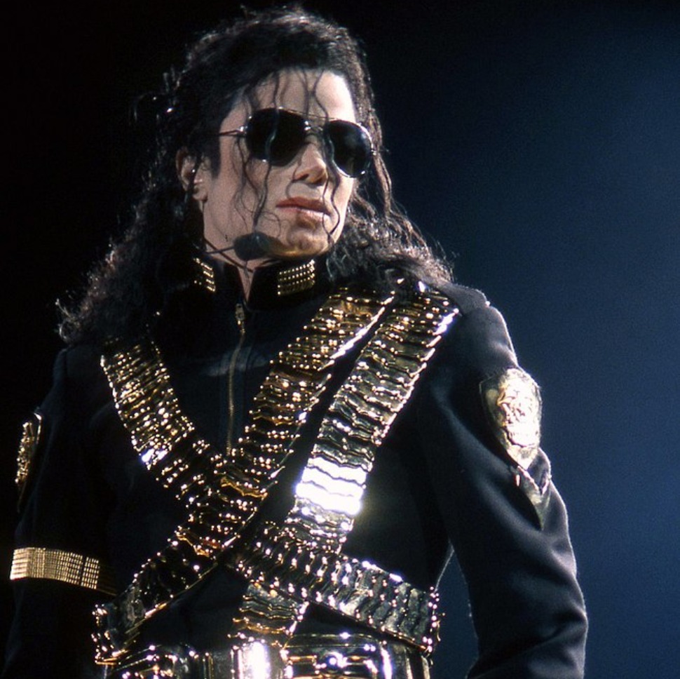 Ce sosie féminin de Michael Jackson affole la toile (photo)