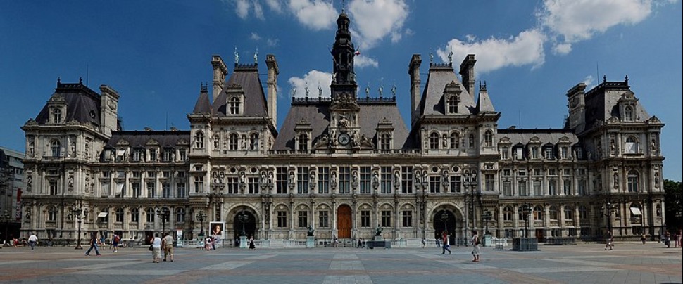 La mairie de Paris condamnée pour avoir employé trop de femmes