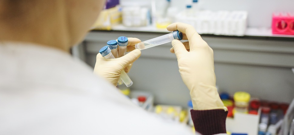 Covid : la part de variant anglais atteint les 50% dans les eaux...