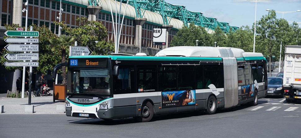 COVID : la RATP sommée de remettre des plexiglas dans les bus
