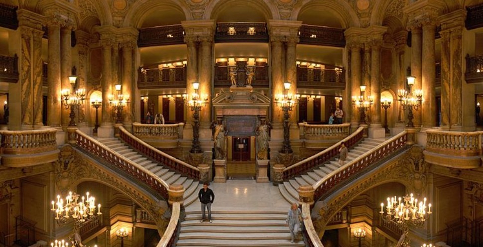 Opéra de Paris : un surveillant mis en examen pour agression...